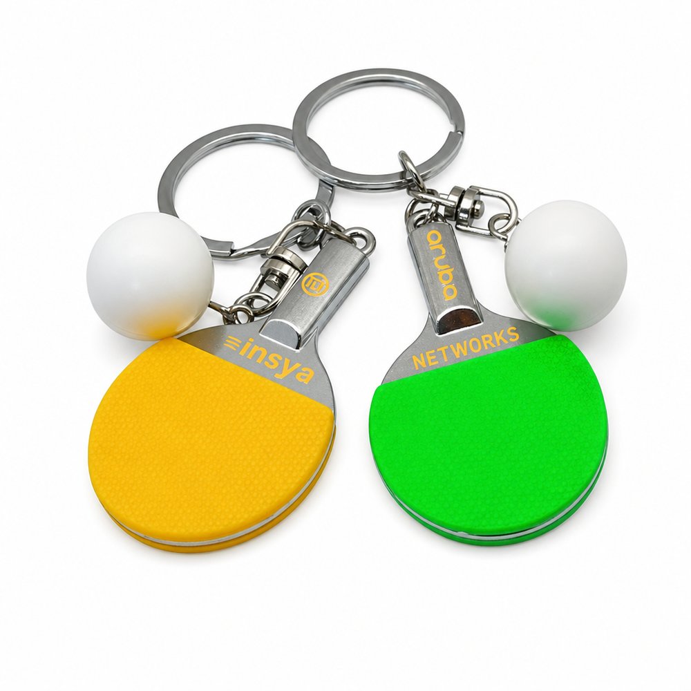 Schlüsselanhänger aus Metall in Form eines Tischtennisschlägers