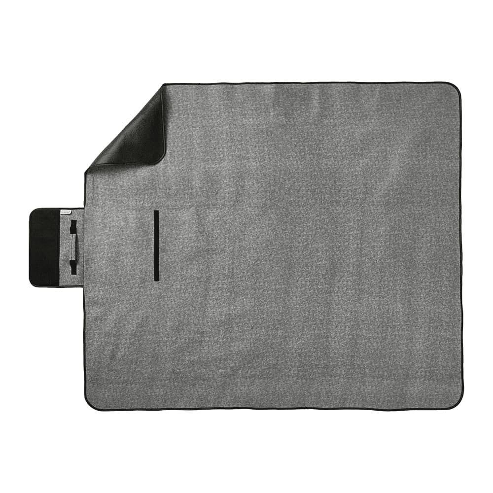 Field & Co. Recycled PET Oversized Picnic Rug